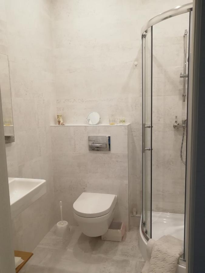 קייב Lux Apartment, Near Metro Vasylkivska מראה חיצוני תמונה
