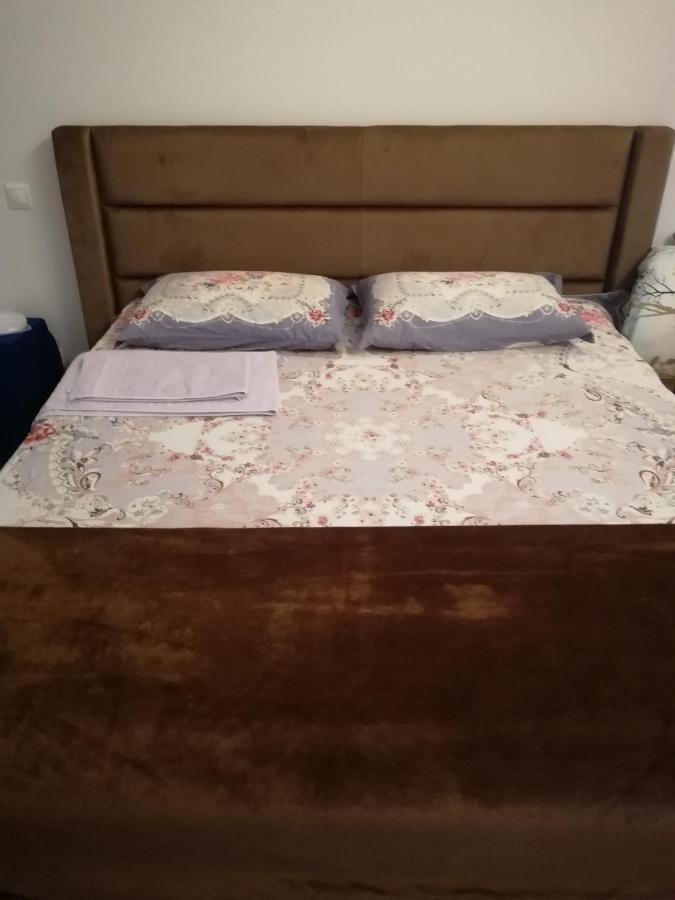 קייב Lux Apartment, Near Metro Vasylkivska מראה חיצוני תמונה