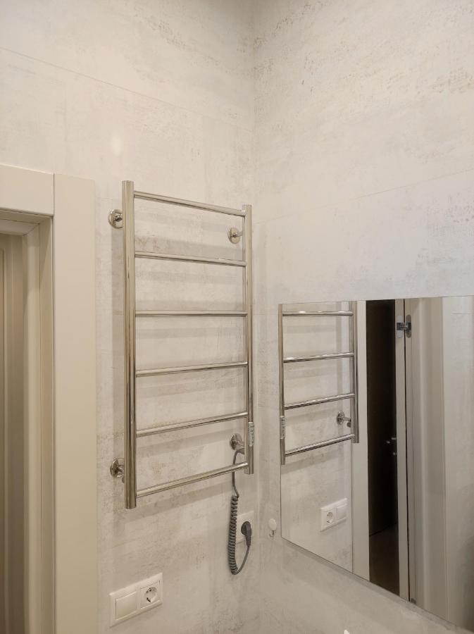 קייב Lux Apartment, Near Metro Vasylkivska מראה חיצוני תמונה